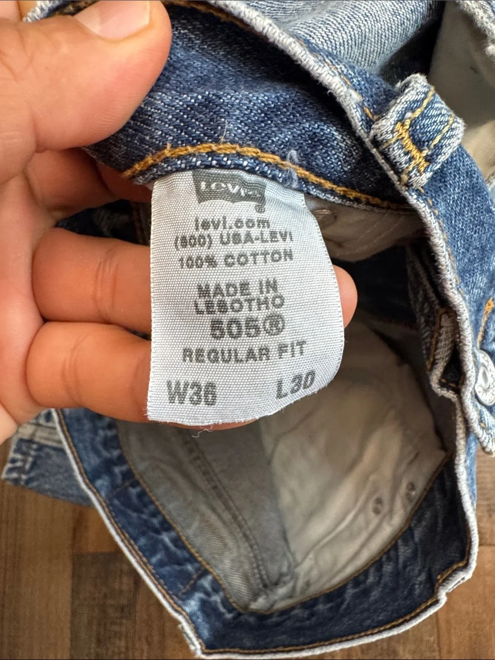 Levi's Light Wash Straight Leg Men's Jeans
